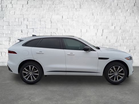 New 2026 Jaguar F-PACE R-Dynamic S image 7