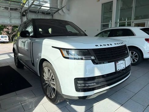 Used 2023 Land Rover Range Rover Autobiography AWD/4WD image 5