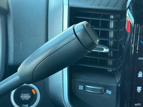 New 2026 RAM 2500 Big Horn AWD/4WD image 20