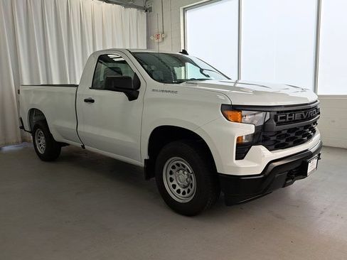 Used 2025 Chevrolet Silverado 1500 W/T w/ WT Value Package RWD image 4