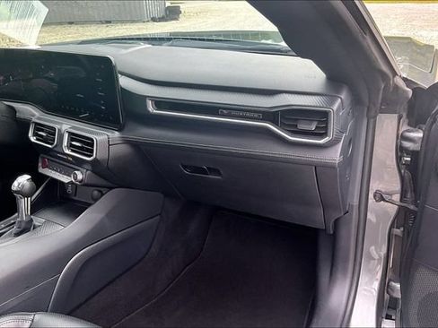 Used 2025 Ford Mustang Premium RWD image 15