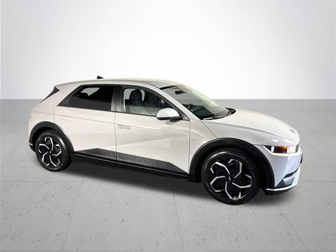 Used 2024 Hyundai Ioniq 5 SEL RWD image 4