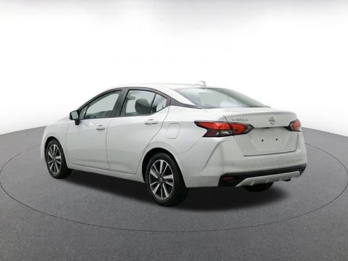 Used 2025 Nissan Versa SV FWD image 7