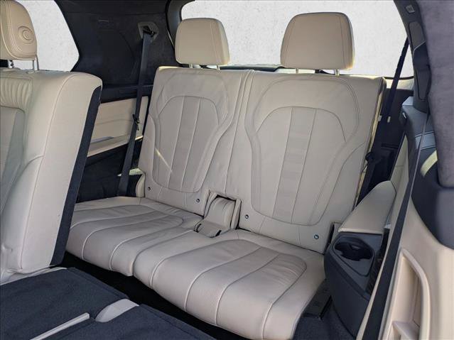 Used 2021 BMW X7 xDrive40i w/ Premium Package AWD/4WD image 21