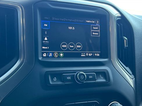 Used 2024 Chevrolet Silverado 1500 Custom Trail Boss w/ LPO, Dark Essentials Package AWD/4WD image 19