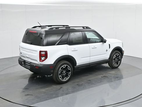 New 2025 Ford Bronco Sport Outer Banks image 16