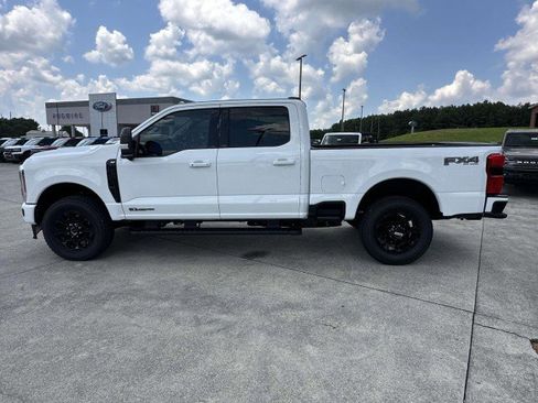 New 2025 Ford F250 XLT w/ Black Appearance Package image 4
