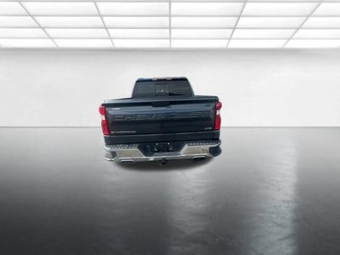 Used 2020 Chevrolet Silverado 1500 LTZ AWD/4WD image 10
