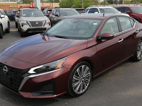 Used 2023 Nissan Altima 2.5 SL image 7