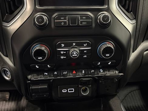 Used 2020 Chevrolet Silverado 1500 LT Trail Boss AWD/4WD image 21