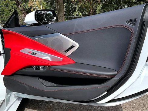 Used 2024 Chevrolet Corvette Stingray Preferred Conv w/ Z51 Performance Package image 21