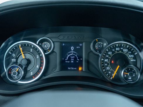 Used 2021 RAM 2500 Big Horn image 11