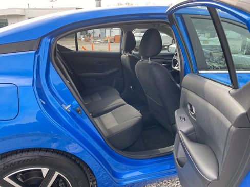 Used 2025 Nissan Sentra SV image 15