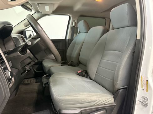 Used 2018 RAM 2500 Tradesman w/ Chrome Appearance Group AWD/4WD image 14