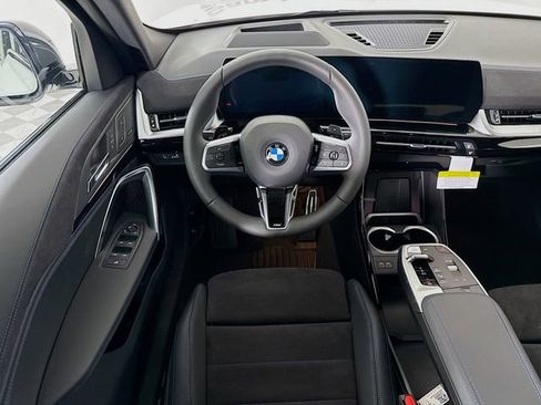 New 2026 BMW X2 xDrive28i w/ Technology Package image 25