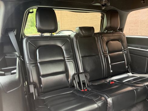 Used 2019 Lincoln Navigator Reserve w/ Cargo Package AWD/4WD image 20