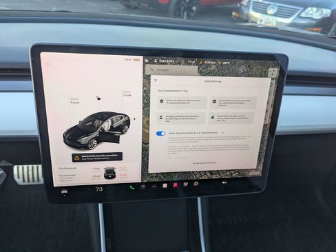 Used 2018 Tesla Model 3 image 14