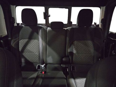 Used 2024 Jeep Gladiator Mojave w/ Convenience Group image 34