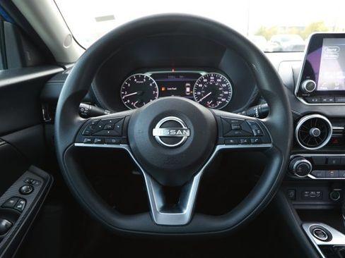 Used 2024 Nissan Sentra SV image 11