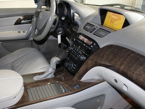 Used 2012 Acura MDX w/ Technology Package AWD/4WD image 30