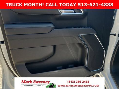 Used 2025 GMC Sierra 1500 Elevation AWD/4WD image 11