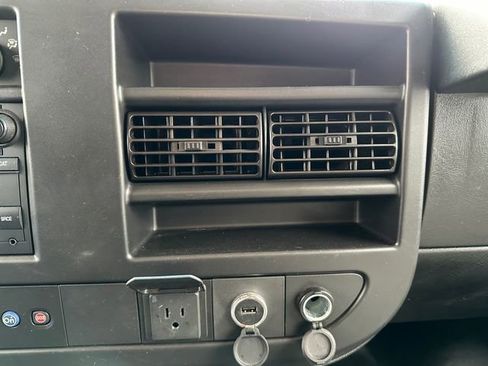 Used 2020 Chevrolet Express 2500 w/ Driver Convenience Package image 22