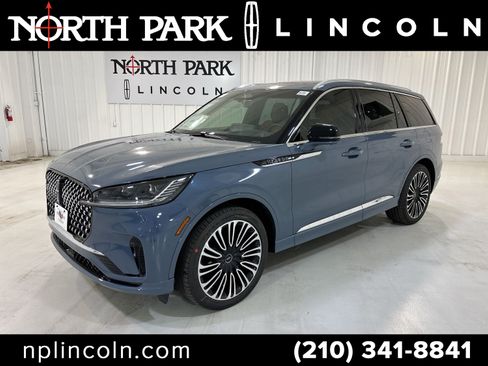 New 2025 Lincoln Aviator Black Label image 1