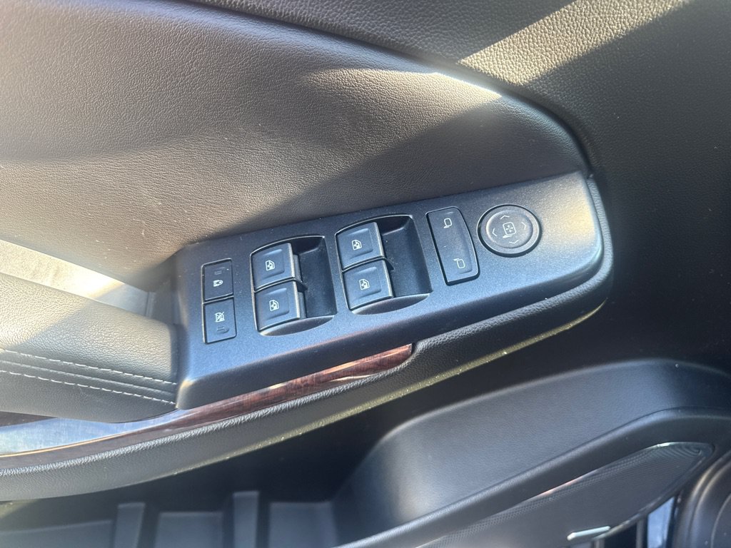 Used 2019 GMC Yukon SLE w/ SLE Value Package AWD/4WD image 25