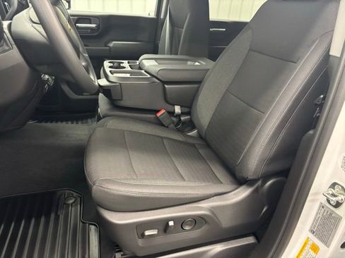 New 2026 Chevrolet Silverado 2500 Custom w/ Custom Value Package AWD/4WD image 15