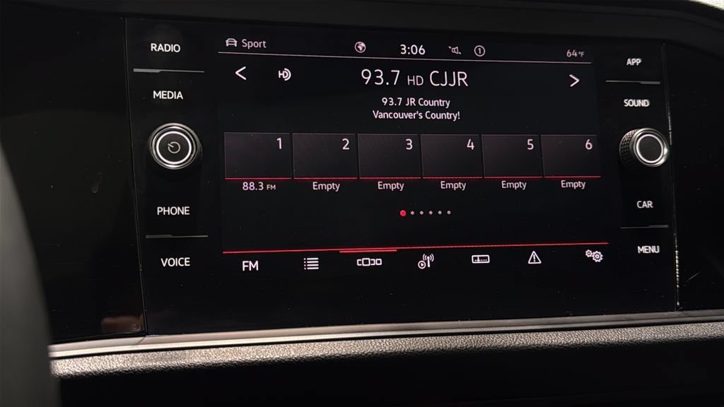 Used 2021 Volkswagen Jetta SEL FWD image 29