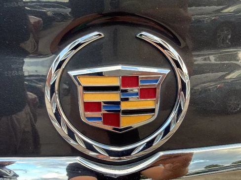 Used 2015 Cadillac SRX Luxury w/ Driver Awareness Package AWD/4WD image 18