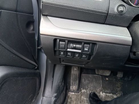 Used 2019 Subaru Outback 2.5i Premium image 12