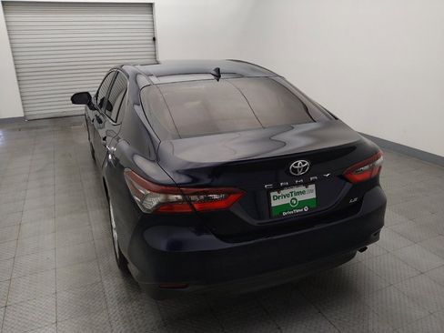 Used 2022 Toyota Camry LE FWD image 6