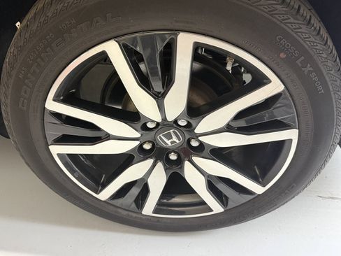 Used 2022 Honda Pilot Elite image 31