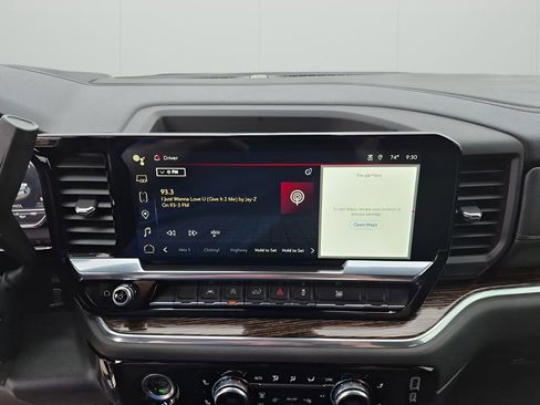 Used 2024 GMC Sierra 1500 Elevation image 38