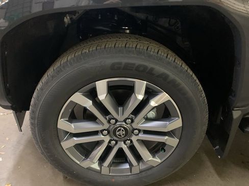 New 2025 Toyota 4Runner Limited image 30