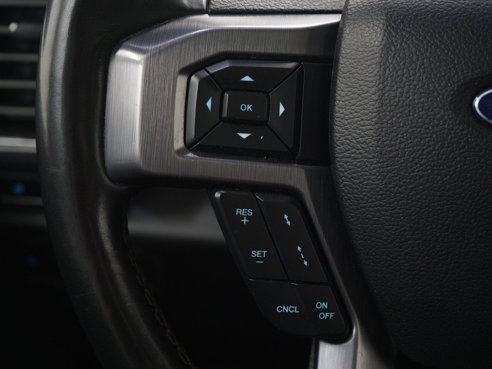 Used 2020 Ford Expedition Platinum AWD/4WD image 28