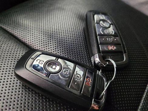 Used 2020 Lincoln Aviator Reserve w/ Equipment Group 201A image 32