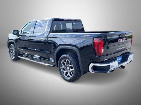 Certified 2023 GMC Sierra 1500 SLT w/ SLT Premium Package AWD/4WD image 7
