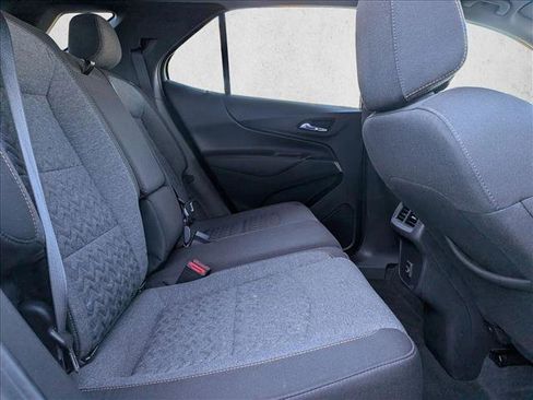 Used 2024 Chevrolet Equinox LT image 19