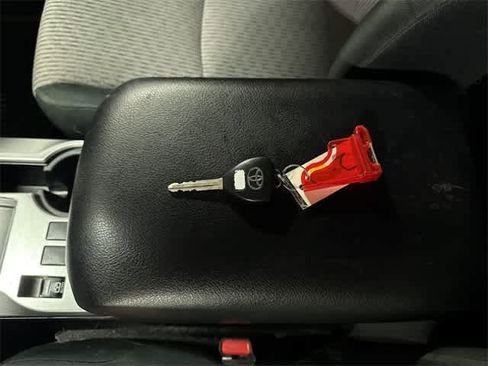 Used 2018 Toyota 4Runner SR5 image 63