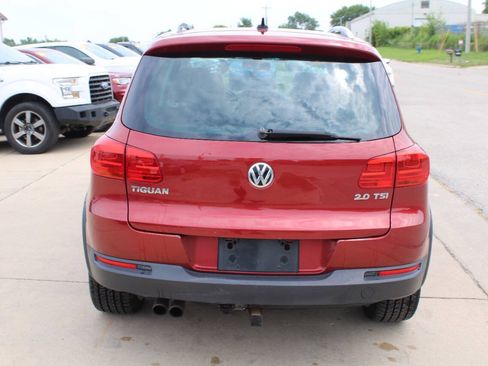 Used 2012 Volkswagen Tiguan S FWD image 7