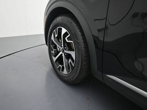 Used 2024 Kia Sportage EX FWD image 11