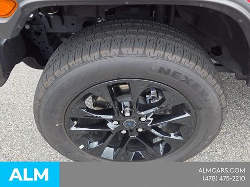 Used 2025 Jeep Wrangler Unlimited Sahara w/ Safety Group AWD/4WD image 18