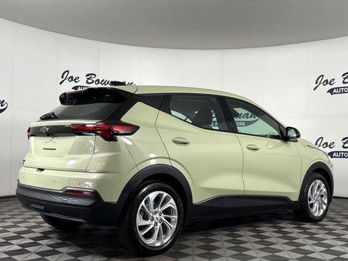 New 2027 Chevrolet Bolt LT w/ Comfort Package FWD image 6