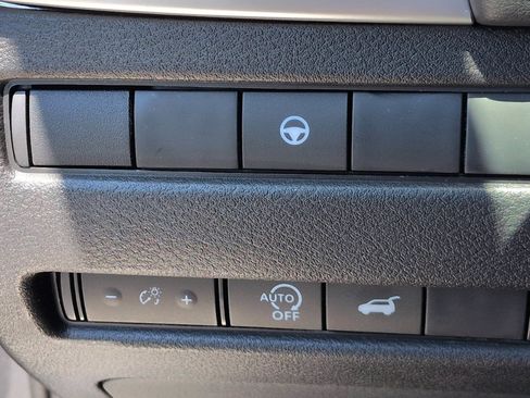 New 2026 Nissan Rogue SV FWD image 17