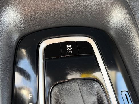 Used 2023 Toyota Corolla LE image 17