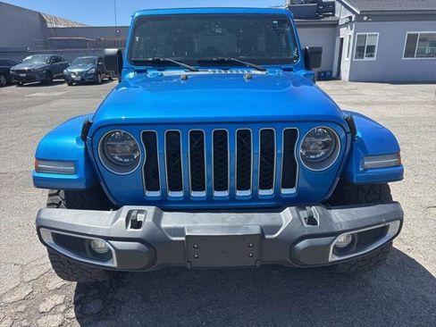 Used 2021 Jeep Wrangler Unlimited Sahara w/ Cold Weather Group AWD/4WD image 2