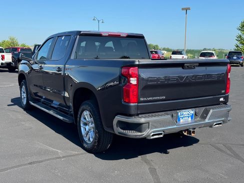 Used 2023 Chevrolet Silverado 1500 LT AWD/4WD image 3