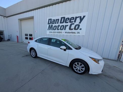 Used 2023 Toyota Corolla LE image 31